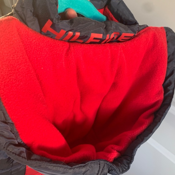 Tommy Hilfiger kids puffy jacket - size 2 - Picture 4 of 4